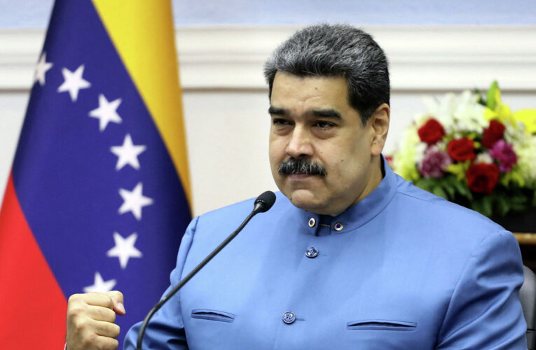 Maduro anuncia clases presenciales en modalidad 7+7