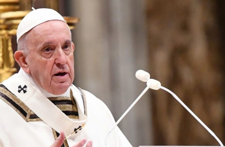 Papa Francisco lamenta la muerte del cardenal Urosa