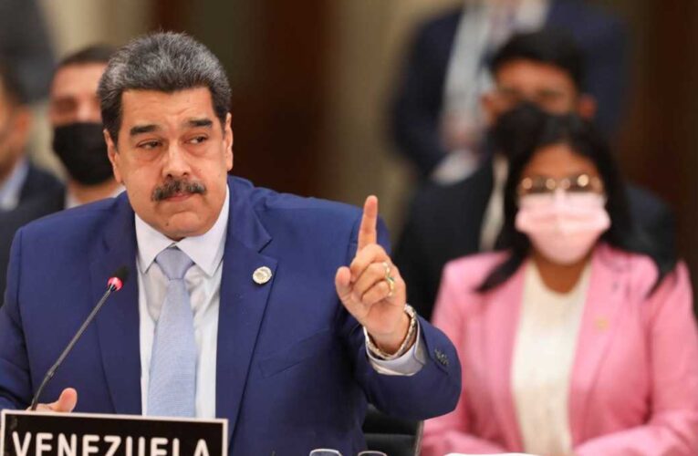 Prohíben a Maduro disponer de 25 millones de euros bloqueados en España