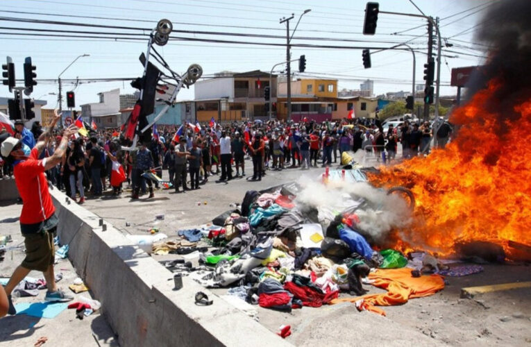 Policía investiga quema de pertenencias de venezolanos