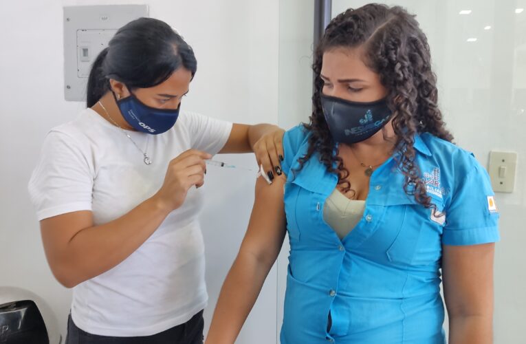 Jornadas de vacunación en terminales de La Guaira y Catia la Mar