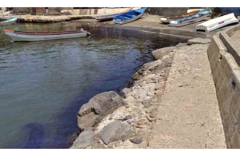 Derrame de fueloil causó daño ambiental y pérdidas a pescadores