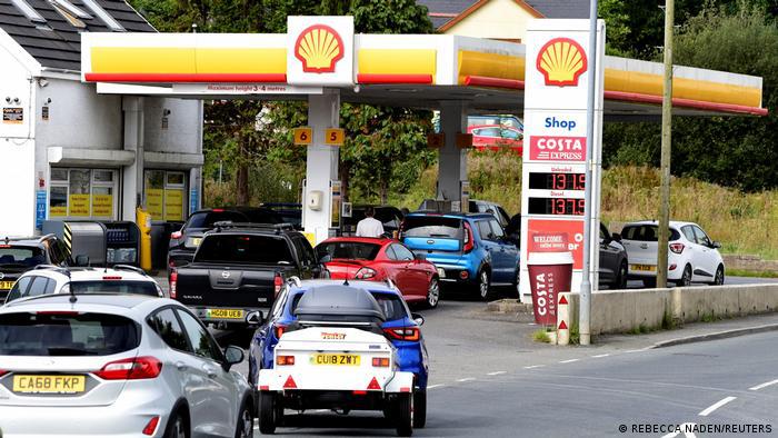 Falta de camioneros deja a Reino Unido sin gasolina