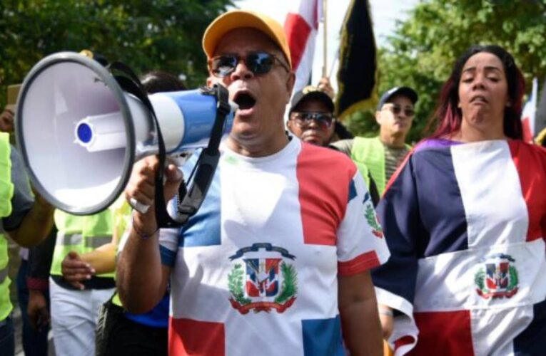 Cancelan por amenazas exposición sobre venezolanos en Dominicana