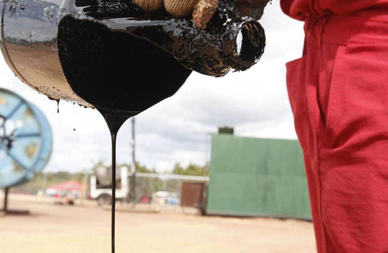 Ingresos petroleros de Venezuela podrían aumentar 170% este año