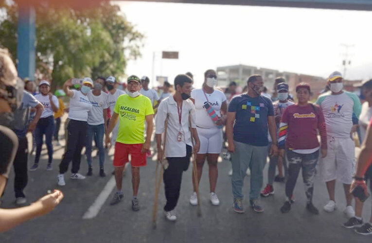 Guaireños participaron en el Día Mundial del Caminar