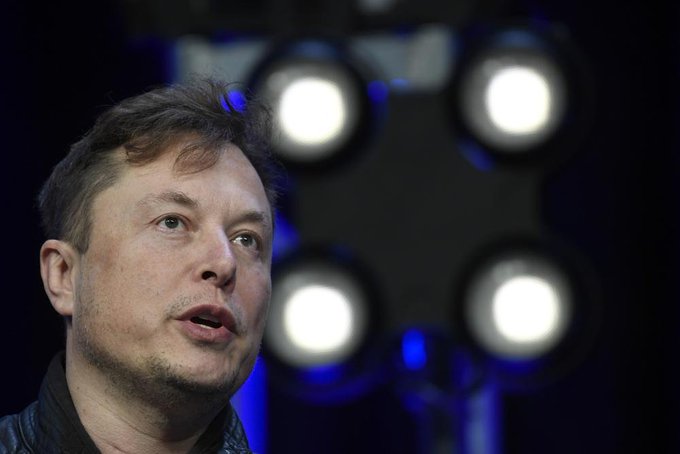 Elon Musk vendió $5 mil millones en acciones de Tesla