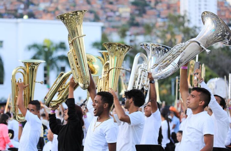 Megaorquesta venezolana sabrá en 10 días si tiene récord Guinness