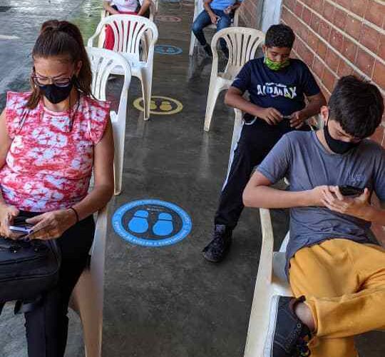 Hoy arranca vacunación para estudiantes mayores de 2 años