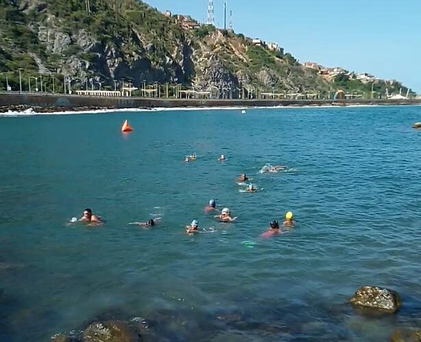 Natación de aguas abiertas tuvo La Guaira como escenario
