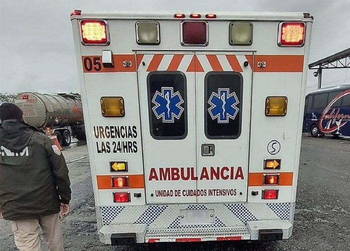México intercepta a 36 migrantes hacinados en una ambulancia