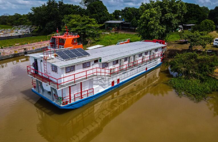 Unicef y Venezuela rehabilitan un barco hospital para atender a indígenas