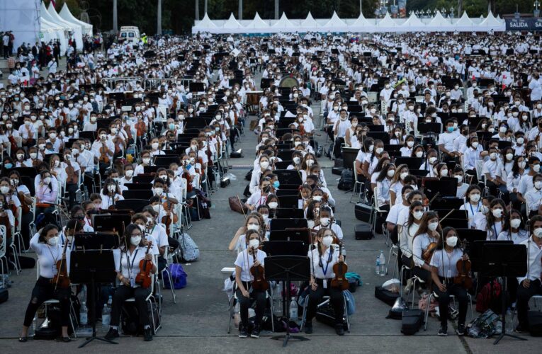 El Guinness confirmó récord del Sistema como la orquesta más grande del mundo
