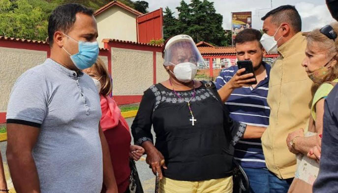 Liberan al alcalde opositor detenido en Mérida