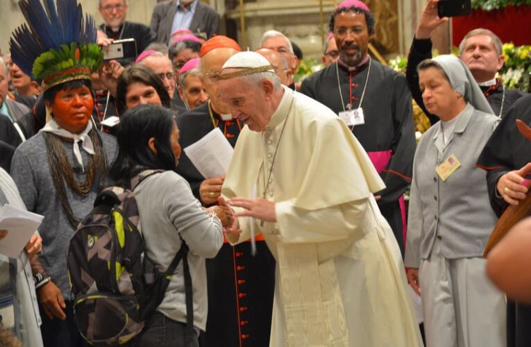 Papa Francisco llama a atender «el grito de la Tierra y de los pobres»
