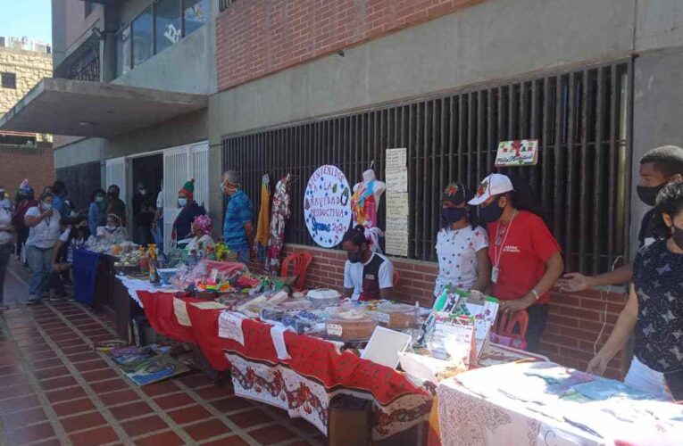 Trabajadores del Ipasme organizaron un bazar navideño