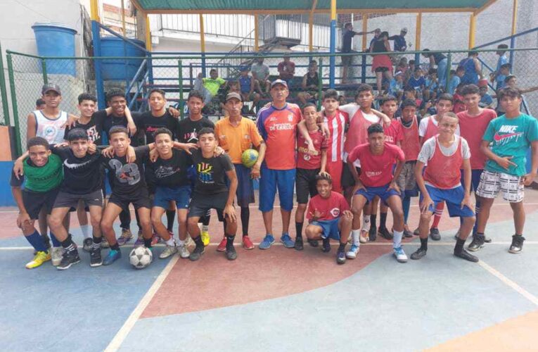 Vargas Sport Club dominó futsal de Pariata