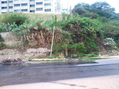 Exigen reparación de bote de aguas servidas en Pariata y Puerto Viejo