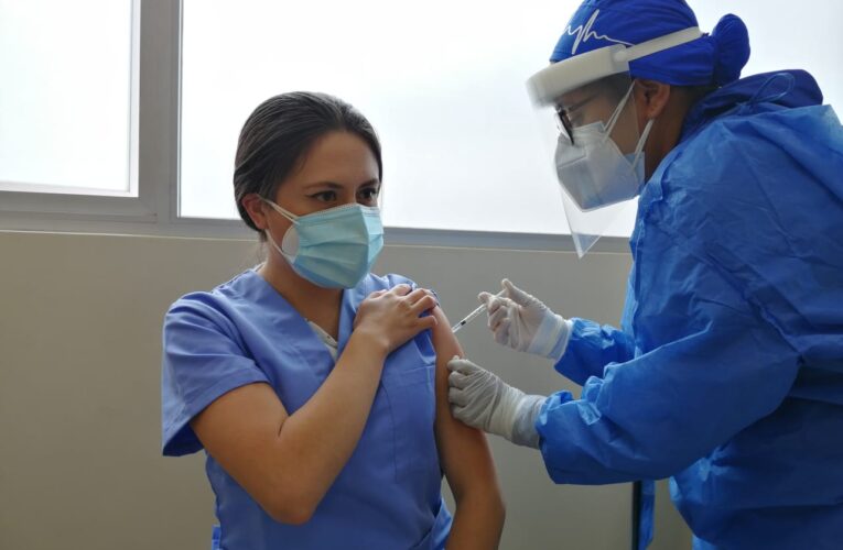 Ecuador hace obligatoria la vacunación contra el covid