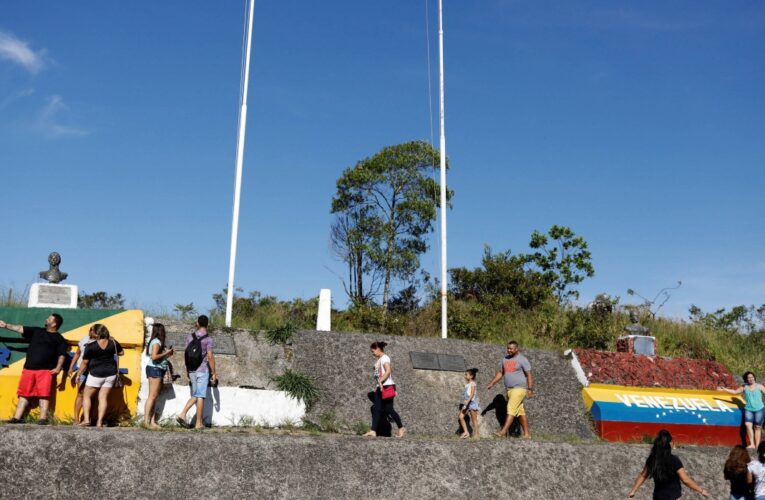 Venezuela refuerza cerco sanitario contra el covid en la frontera con Brasil