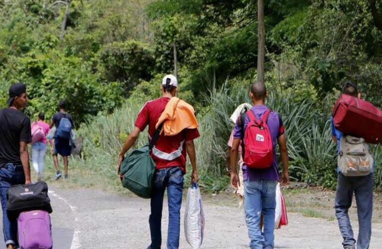 1.000 venezolanos salen cada día del país sin intención de regresar