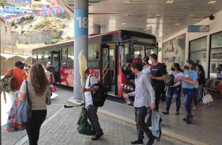 A Bs. 2 aumentan pasaje en buses Sitssa Caracas-La Guaira