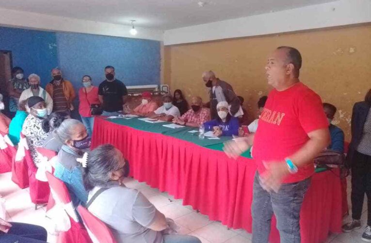 Realizan jornada de constitución de Gobiernos Comunitarios en Carayaca