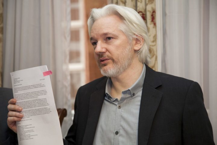 Tribunal británico permite a Assange recurrir su extradición a EEUU