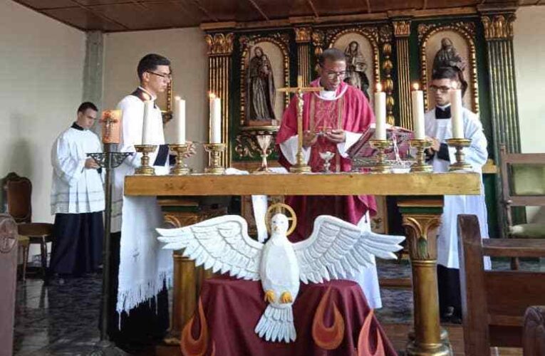 Padre Beiker asume este domingo la parroquia Nuestra Señor del Carmen