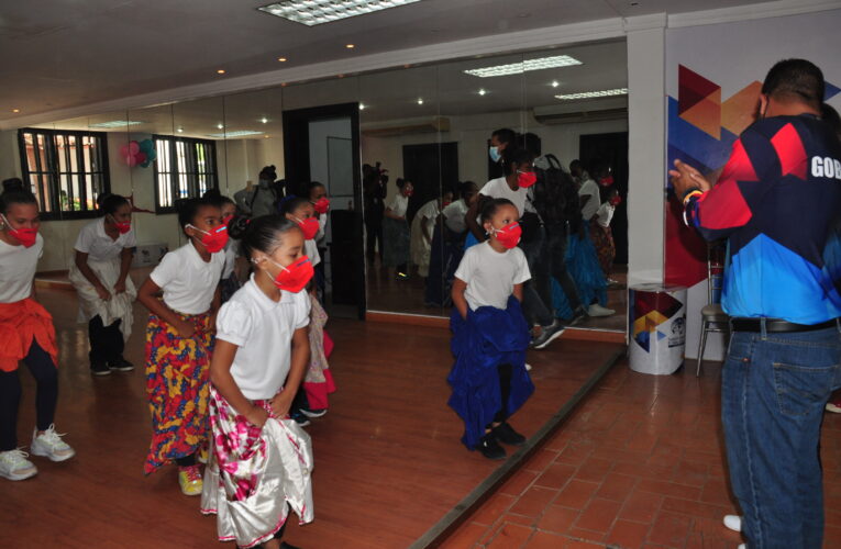 María de Terán anunció mejoras en el relanzamiento de la Fundación Niño Simón