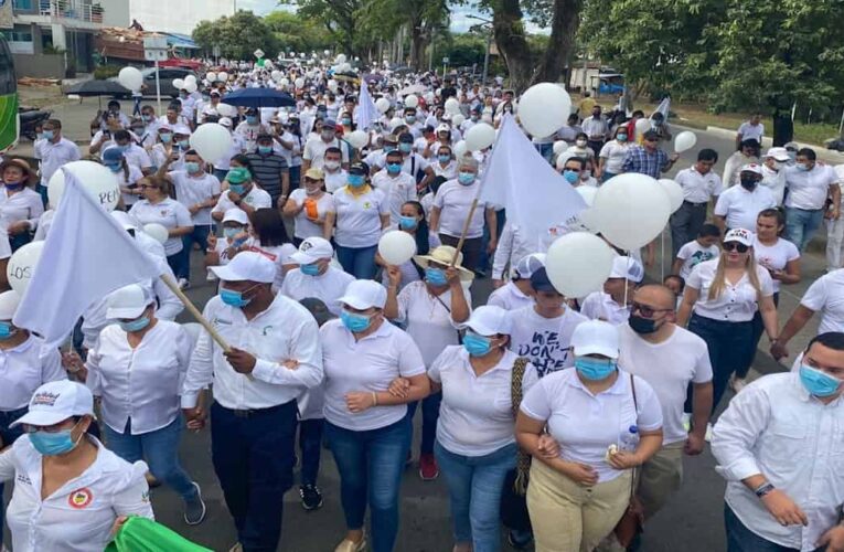 Habitantes de Arauca marchan en rechazo a la violencia