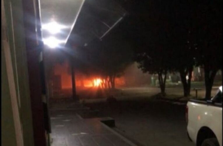 Carro bomba estalló en Arauca y causó un muerto y 5 heridos