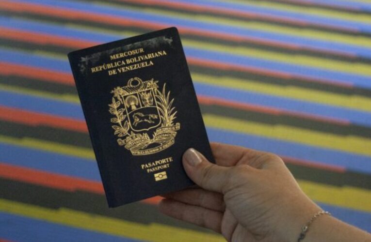 Exigirán pasaporte venezolano vigente aunque tengas doble nacionalidad