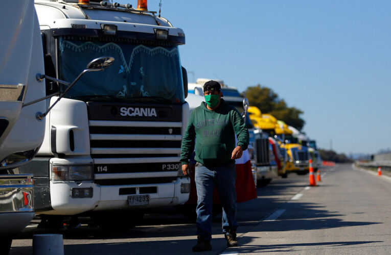 El bloqueo de camioneros en rutas de Chile fue levantado