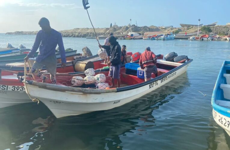 Hallan sanos y salvos a tres pescadores que zarparon de La Zorra