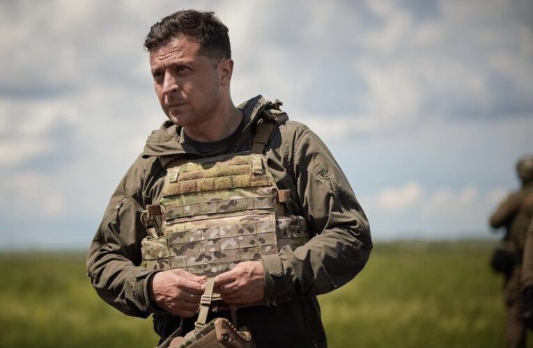 Presidente de Ucrania se une al frente militar contra las tropas Rusas