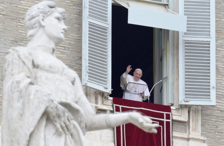 Papa Francisco en el Ángelus: “que callen las armas”
