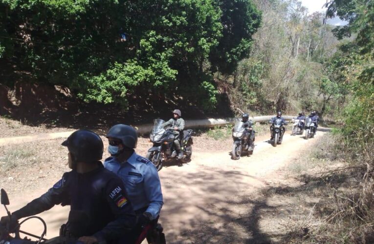 Balacera entre cuerpos policiales y antisociales en Las Tejerías