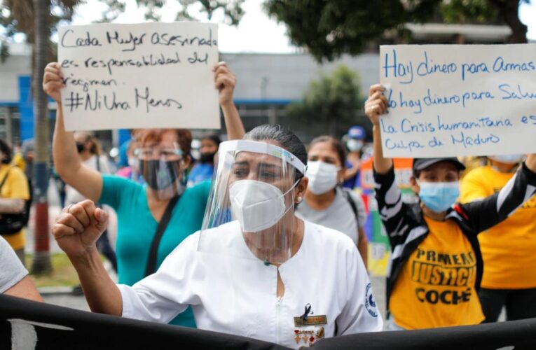 Convocan a una protesta frente a los hospitales del país