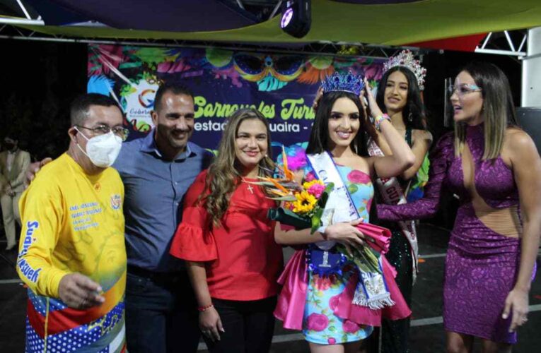 Brithany González, Libney Díaz y Judith Álvarez son las reinas del carnaval de Macuto