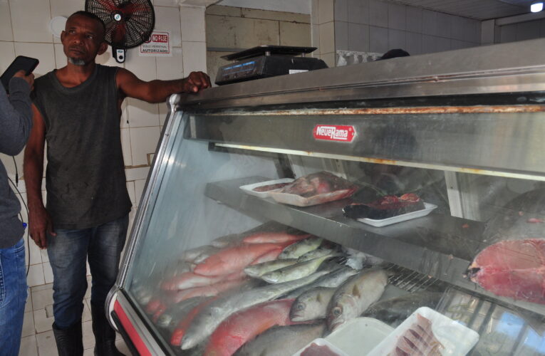 En el muelle pesquero de La Zorra tienen calidad y variedad a precios bajos