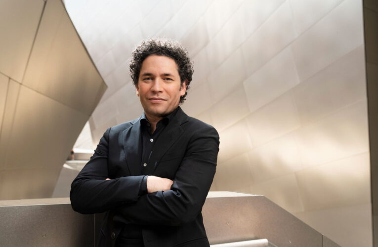 Gustavo Dudamel estrenará su documental  «¡Viva Maestro!»