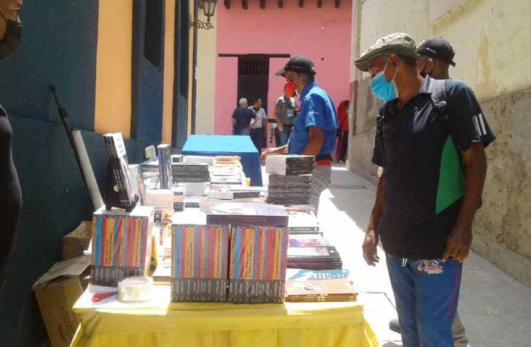 200 personas visitaron el stand de Librerías del Sur