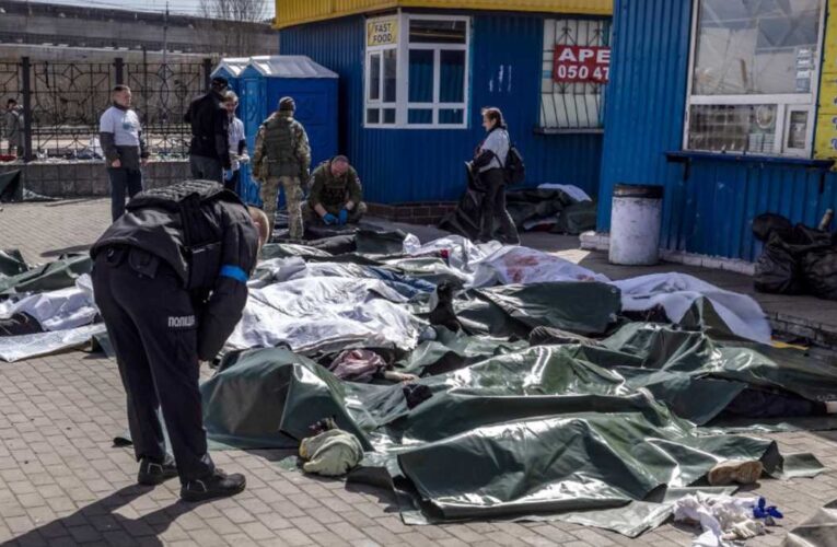50 muertos en ataque a estación de tren en Ucrania