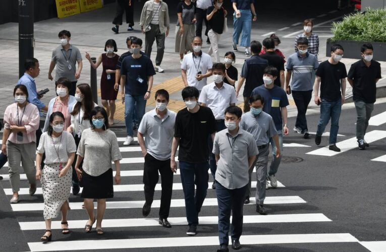 Corea del Sur elimina uso de tapabocas en exteriores