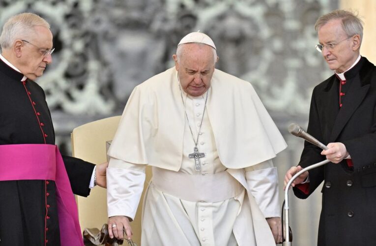 Papa Francisco canceló sus encuentros por dolencias