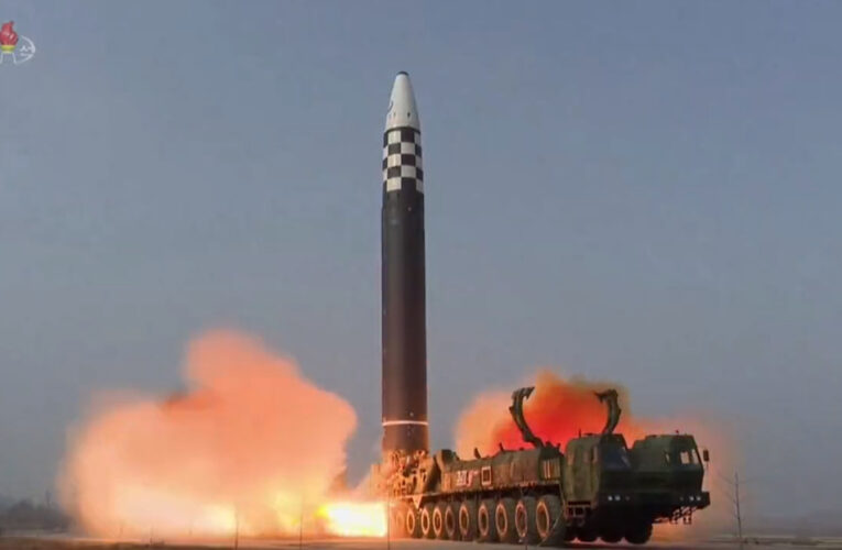 Corea del Norte lanza misil hacia el mar de Japón