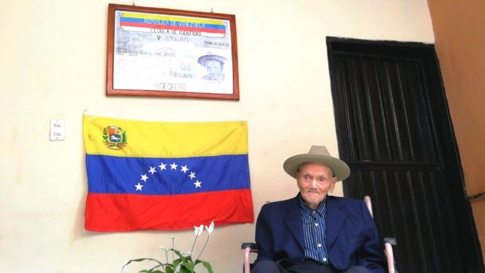 Venezolano es confirmado por Guinness como el hombre más longevo del mundo