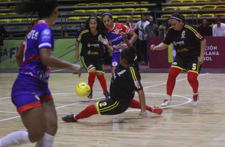 Inaugurada Liga FutVe Futsal femenino en el polideportivo