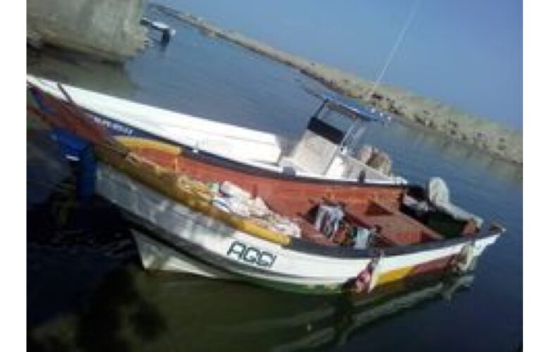 Lancha con 4 pescadores desapareció el sábado